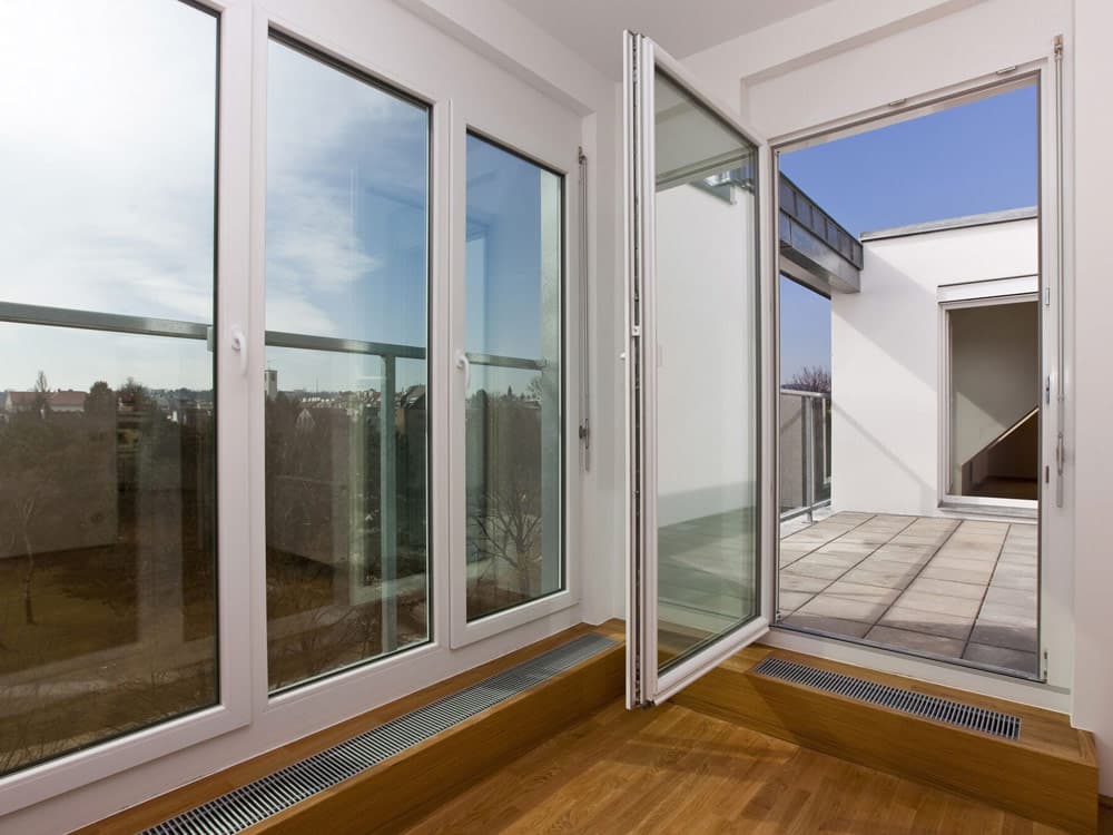 porte-finestre in PVC bianco